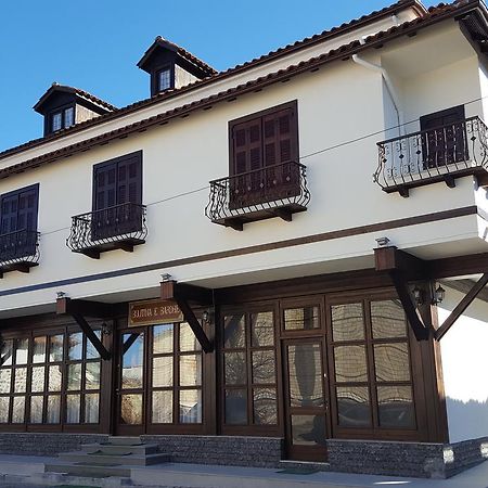 Hotel Bujtina E Bardhe Корча Екстер'єр фото